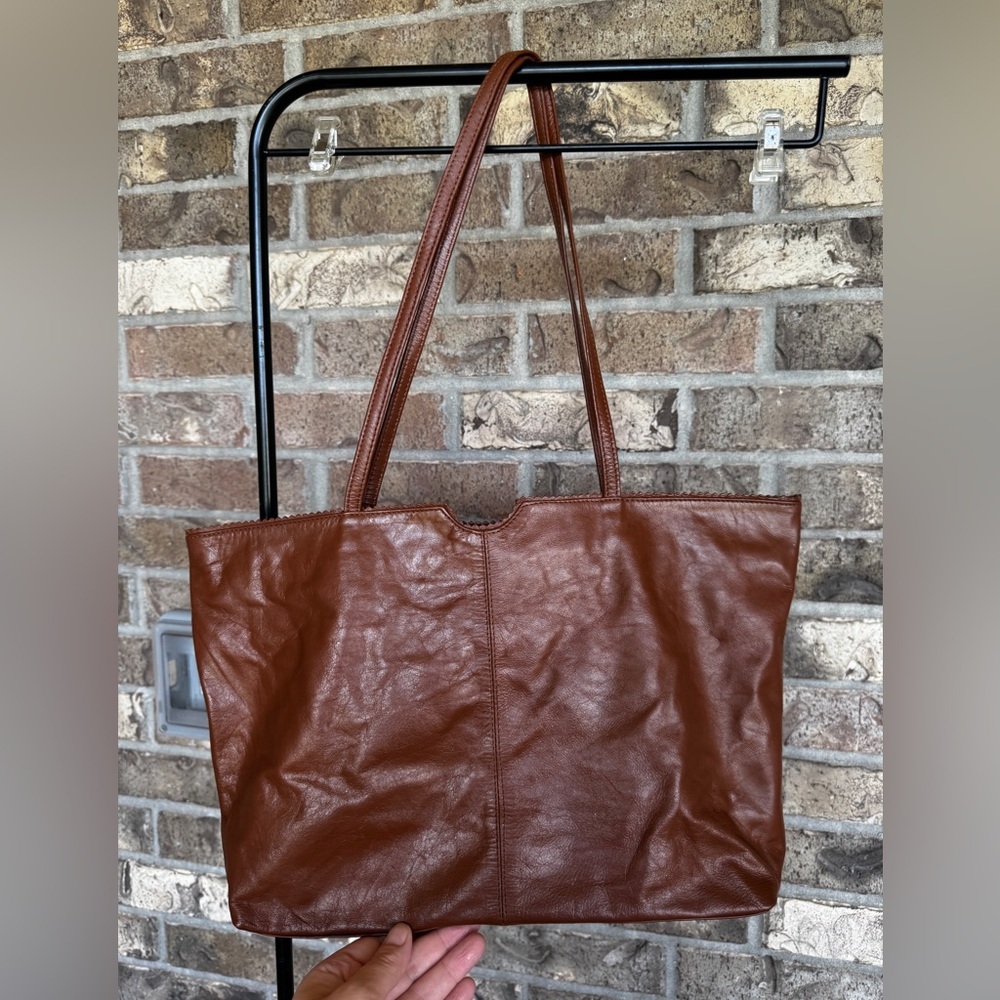 Latico USA Carmen Tote Bag - Picture 3 of 15